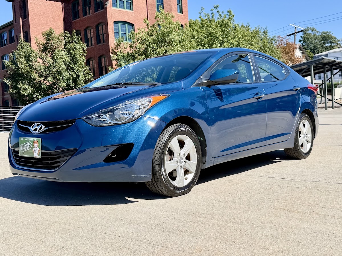 2013 Hyundai ELANTRA GLS — photo 1
