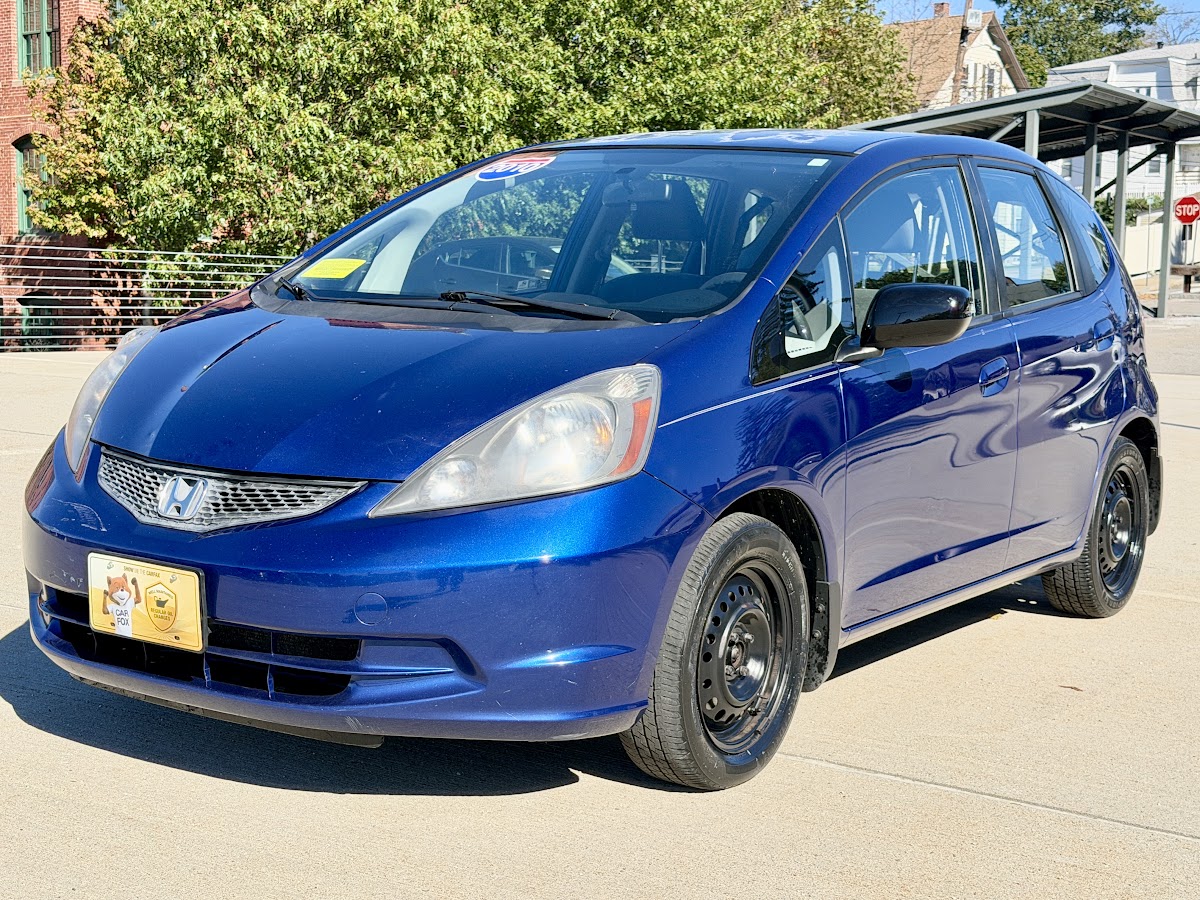 2010 Honda Fit Base — photo 1